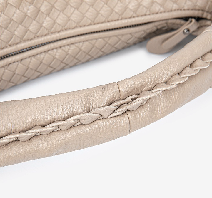 Shell Weave Maxi Bag