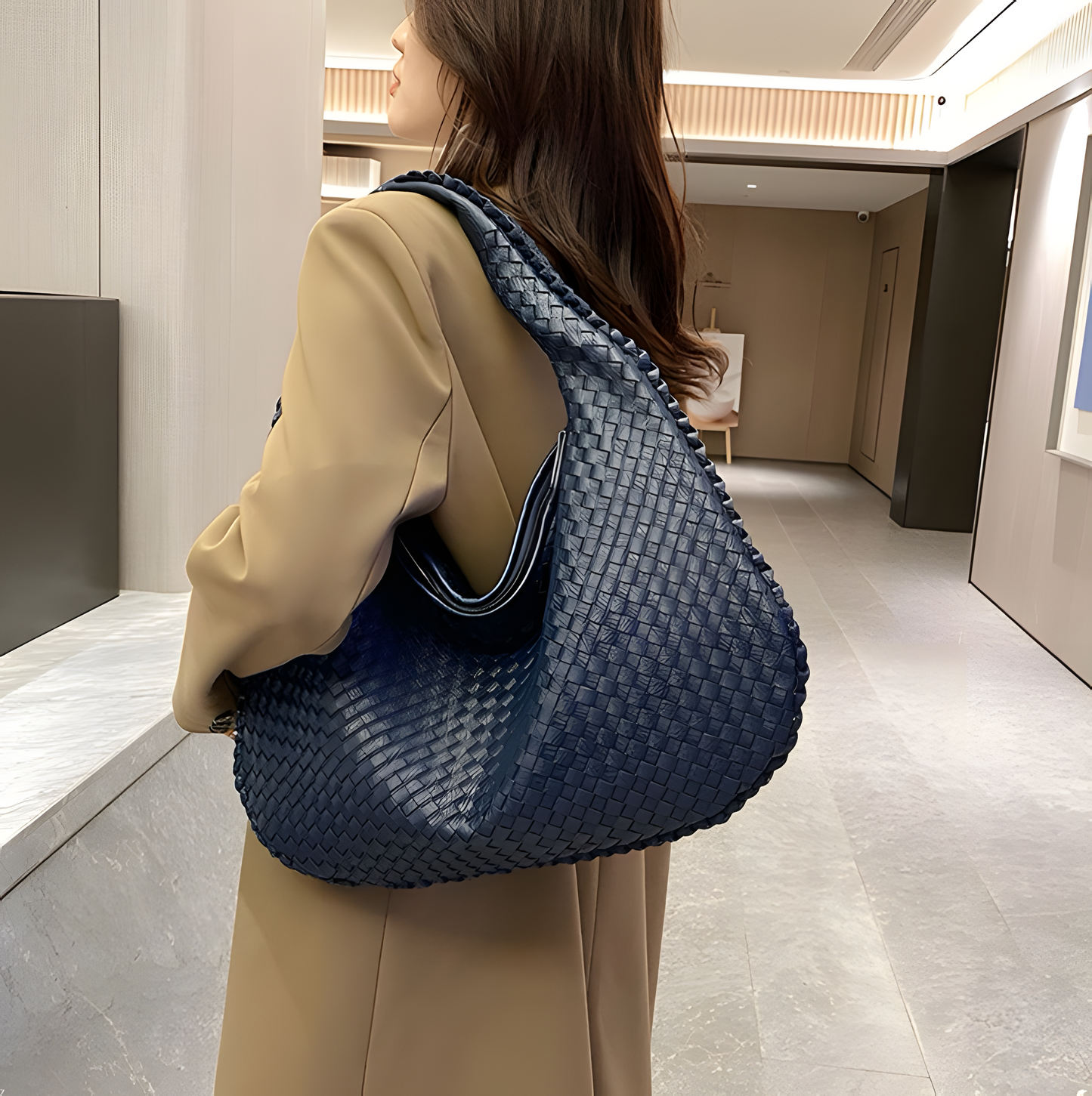 Shell Weave Maxi Bag