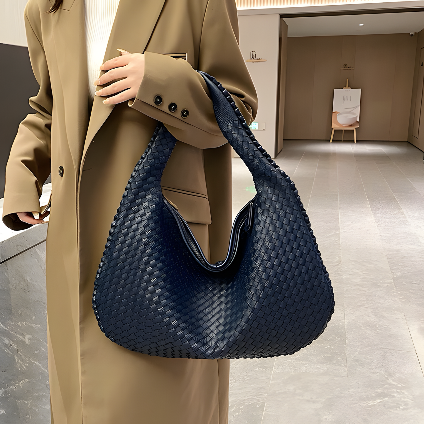 Shell Weave Maxi Bag