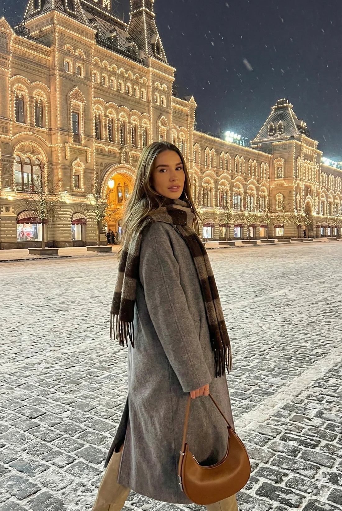 Arc Shoulder Bag Brown