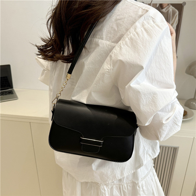 Tierra Shoulder Bag